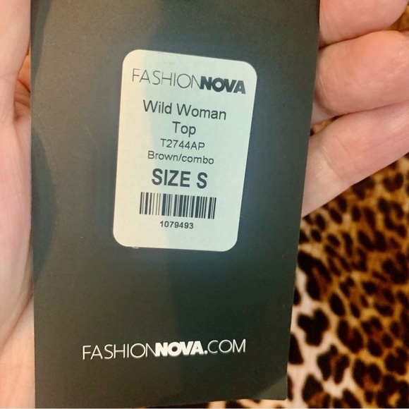 NWT FashionNova Crop Top Small Leopard Animal Print Stretchy Ribbed Long Sleeve - Picture 10 of 12